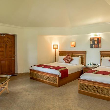 Chariot Beach Resort Mahabalipuram Exterior photo