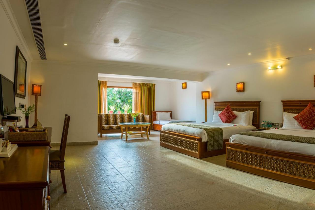 Chariot Beach Resort Mahabalipuram Exterior photo