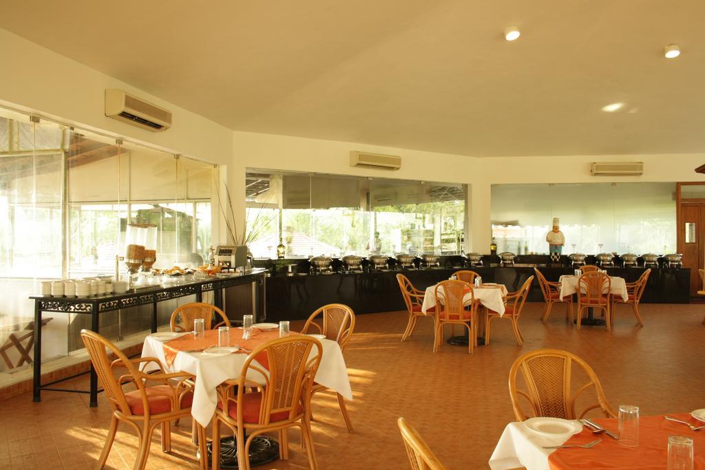 Chariot Beach Resort Mahabalipuram Exterior photo