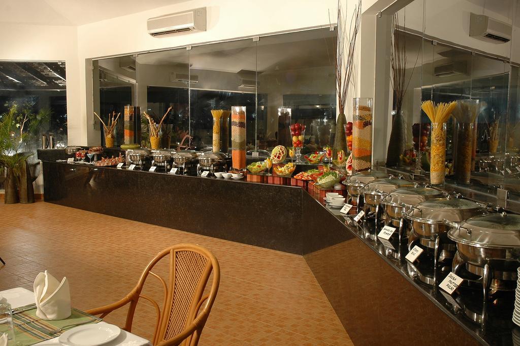 Chariot Beach Resort Mahabalipuram Exterior photo
