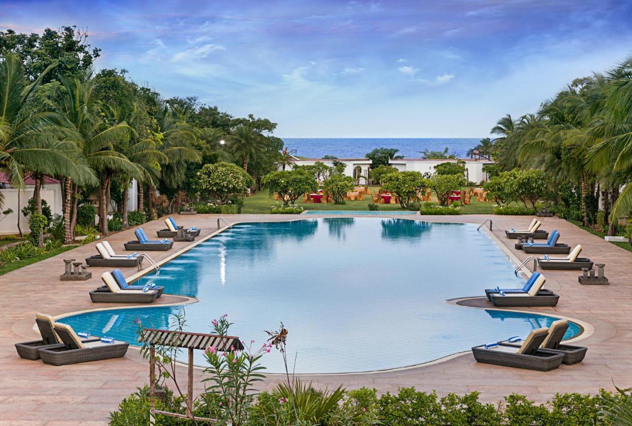 Chariot Beach Resort Mahabalipuram Exterior photo