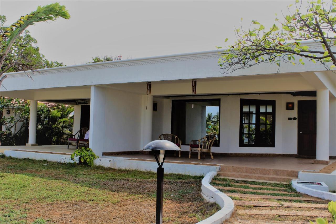 Chariot Beach Resort Mahabalipuram Exterior photo