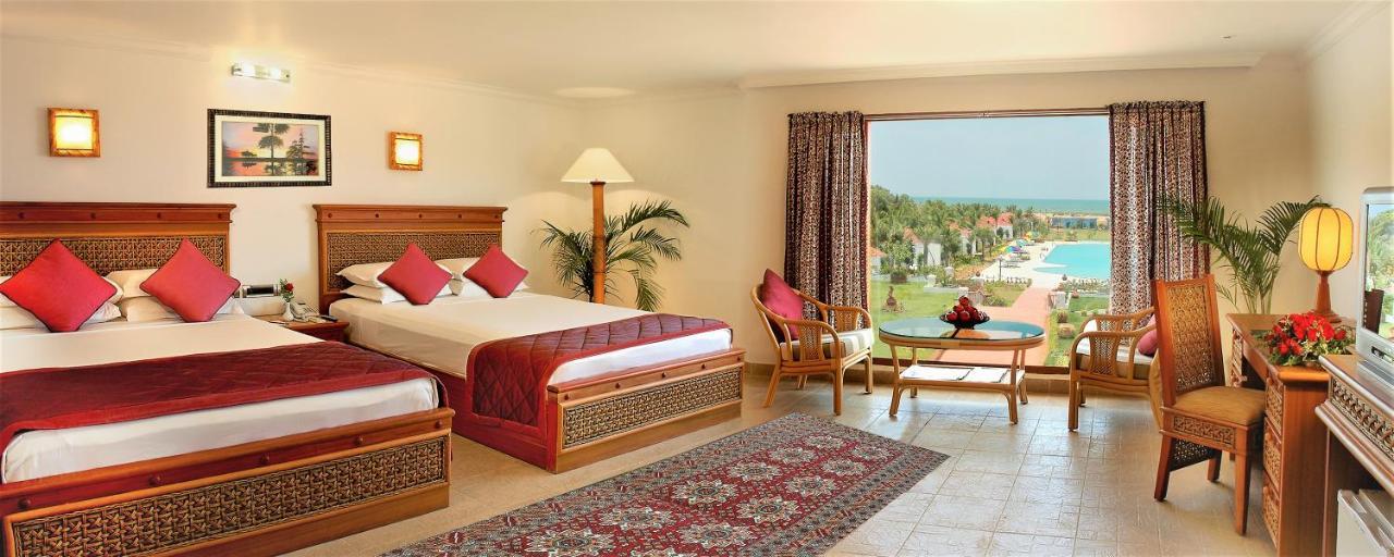 Chariot Beach Resort Mahabalipuram Exterior photo