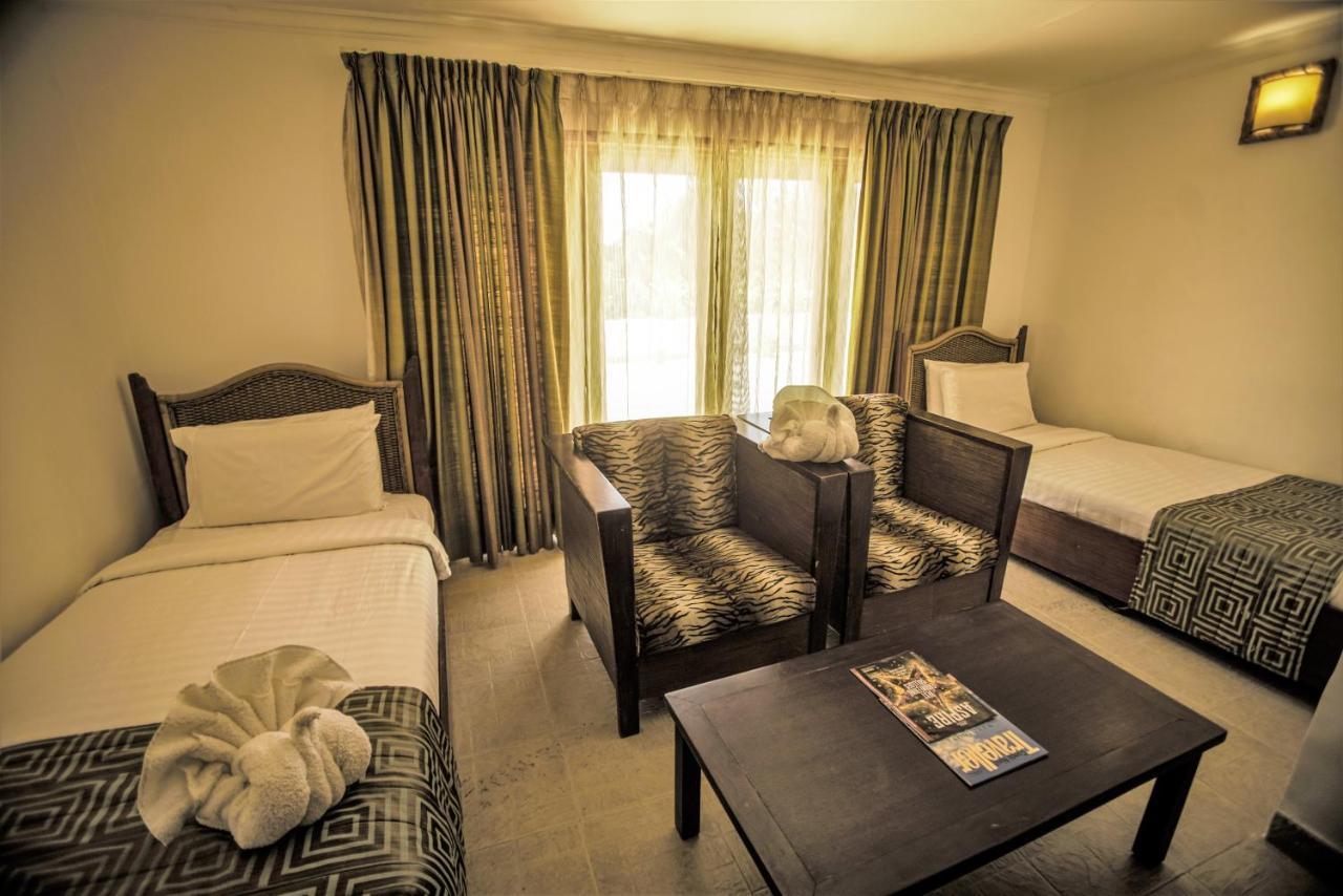Chariot Beach Resort Mahabalipuram Exterior photo
